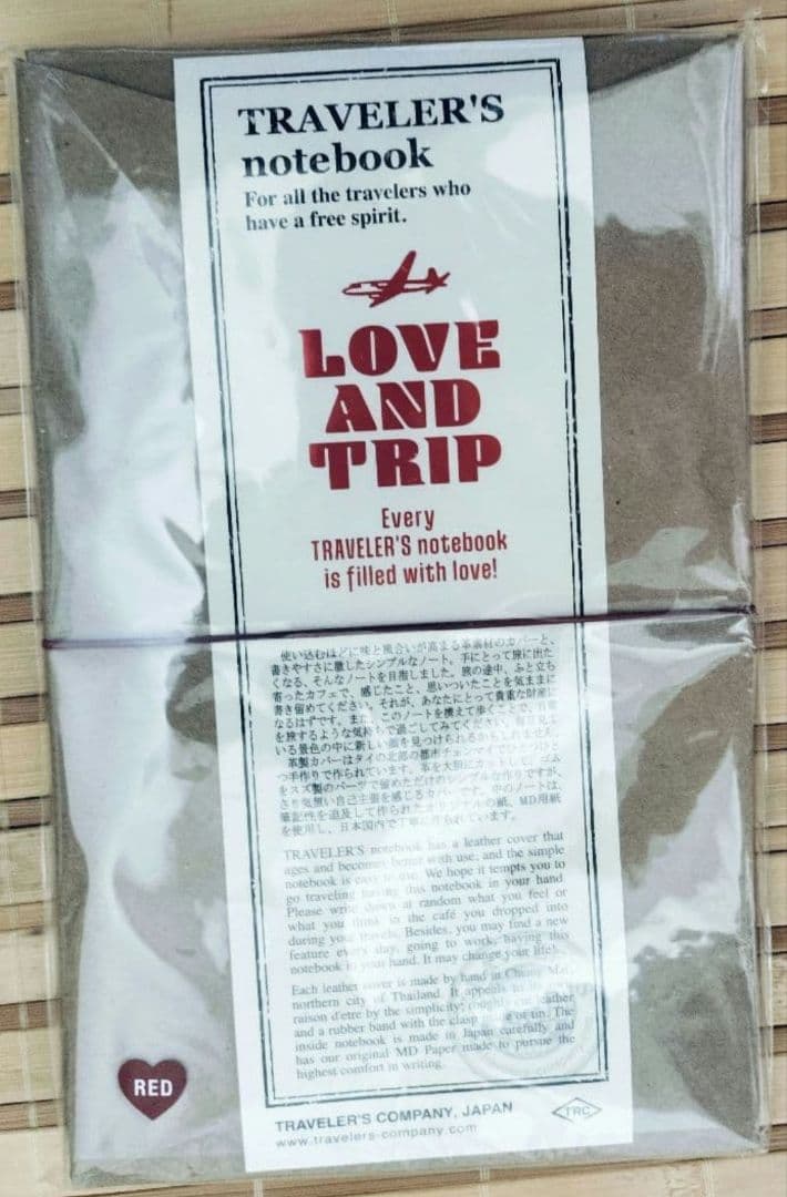 トラベラーズノート LOVE AND TRIP レッド 赤 限定