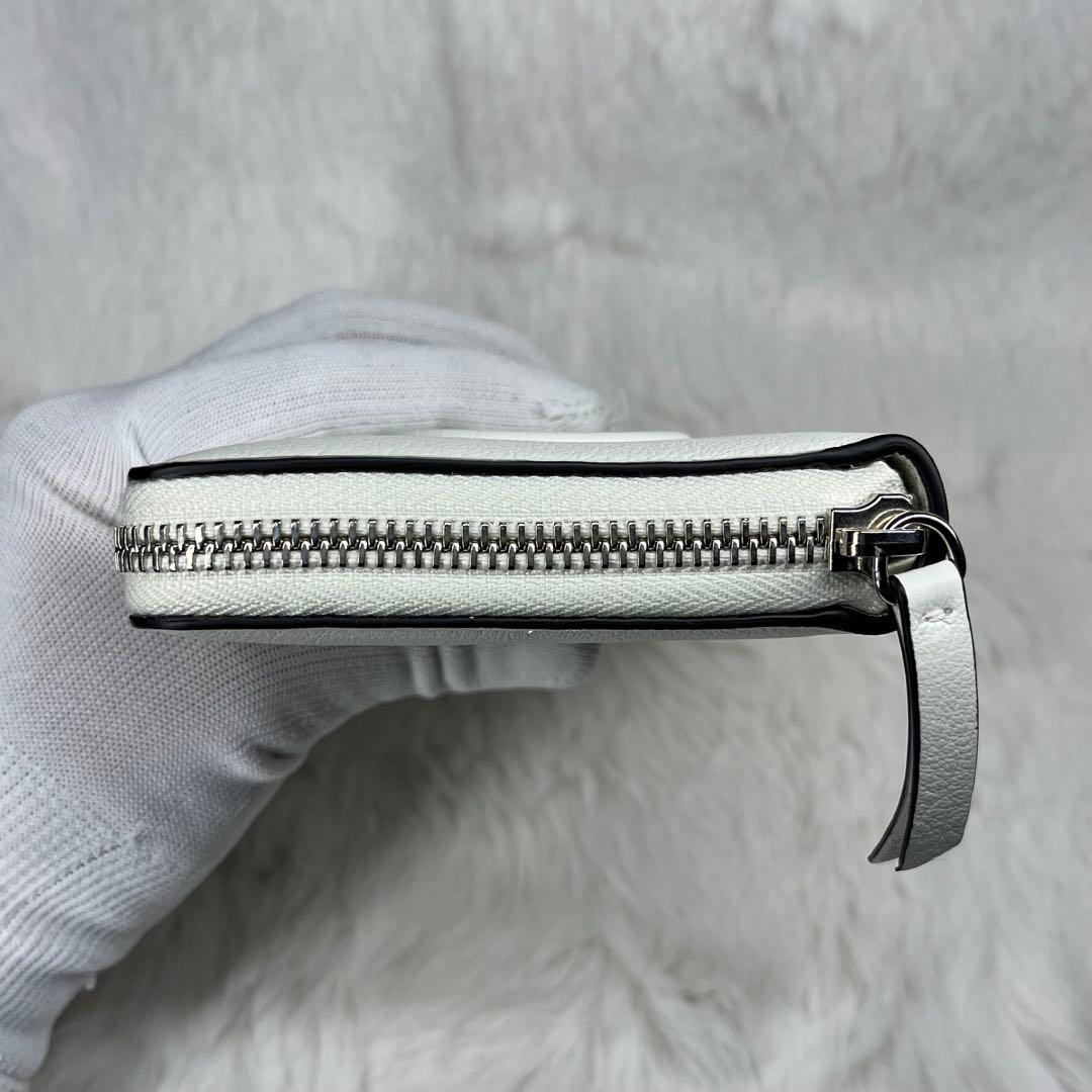 【新品未使用】Jimmy Choo ホワイトレザー長財布