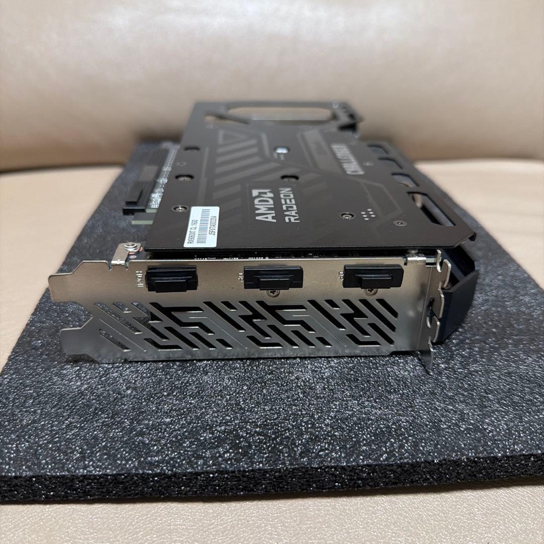 グラフィックボード・グラボ・ビデオカード ASRock Radeon RX 9060 XT 16GB