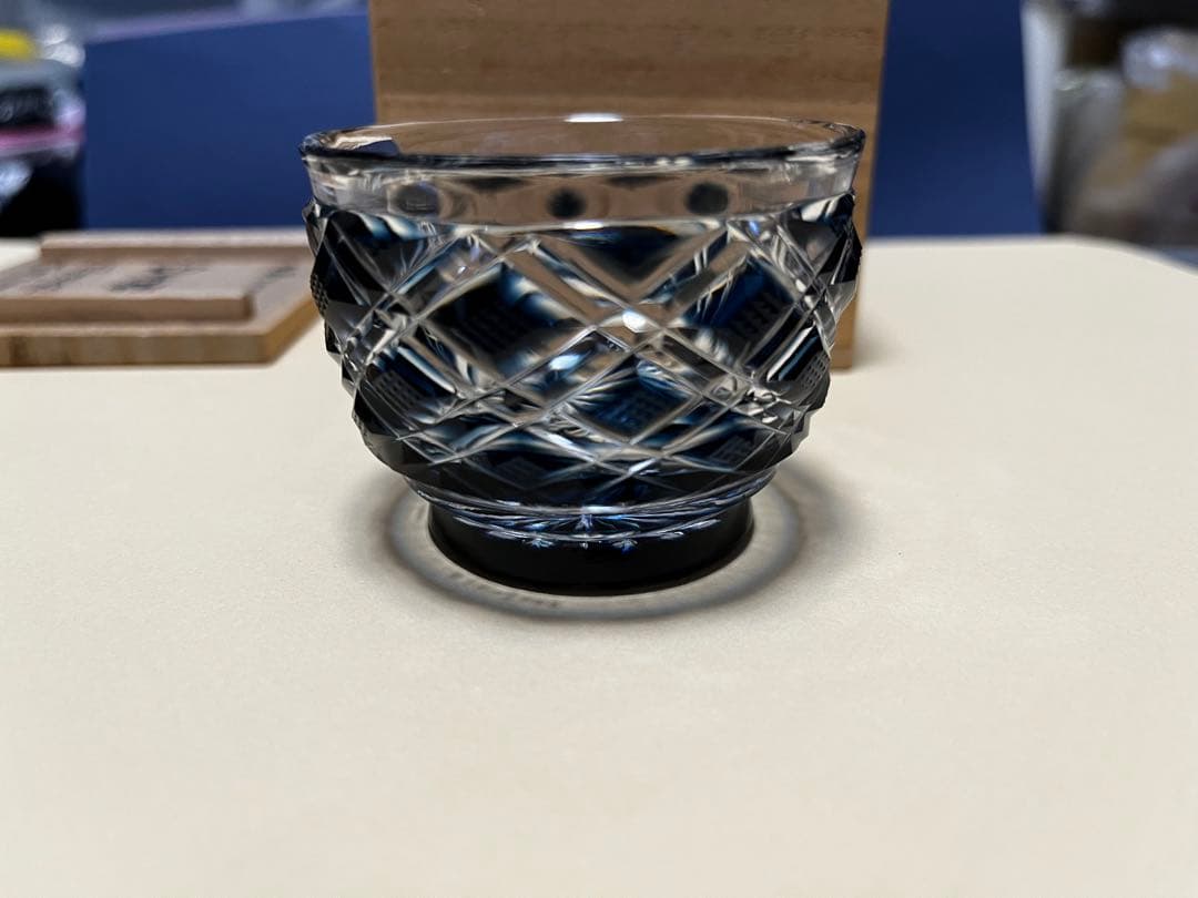 再値下げ‼️【未使用】尚古集成館監修、薩摩切子猪口、刻印入り、人気の藍