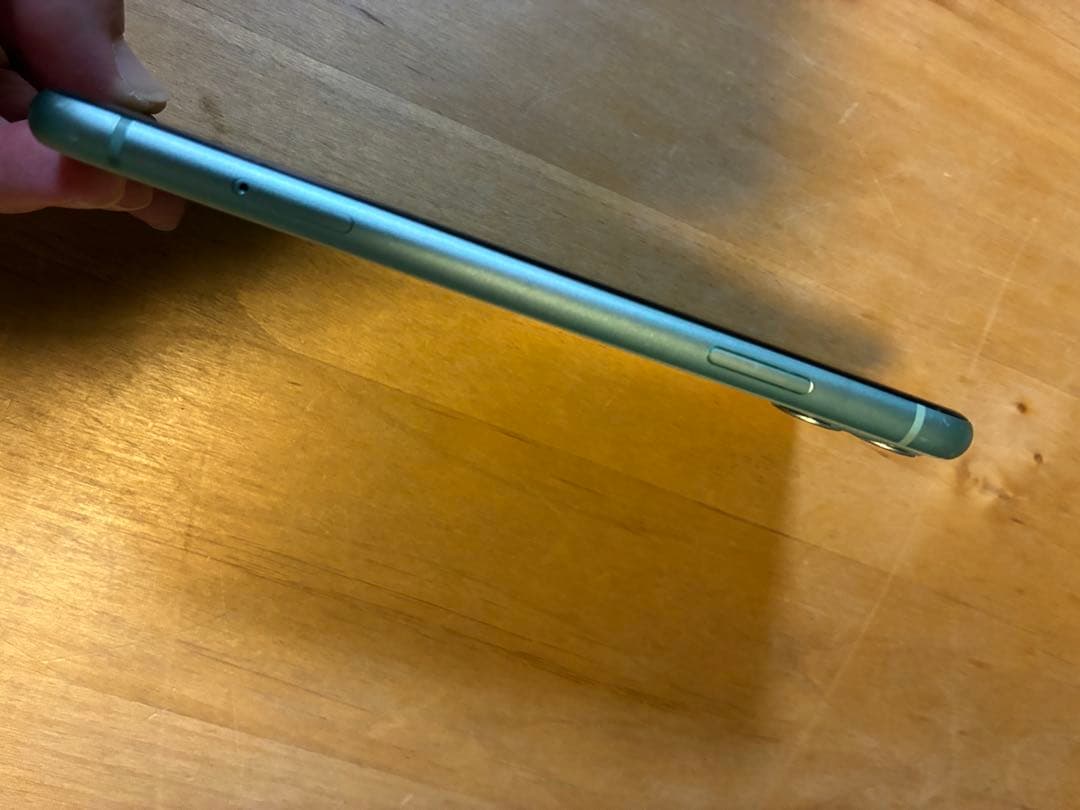 m*i様 Apple iPhone 11 ミントグリーン 本体