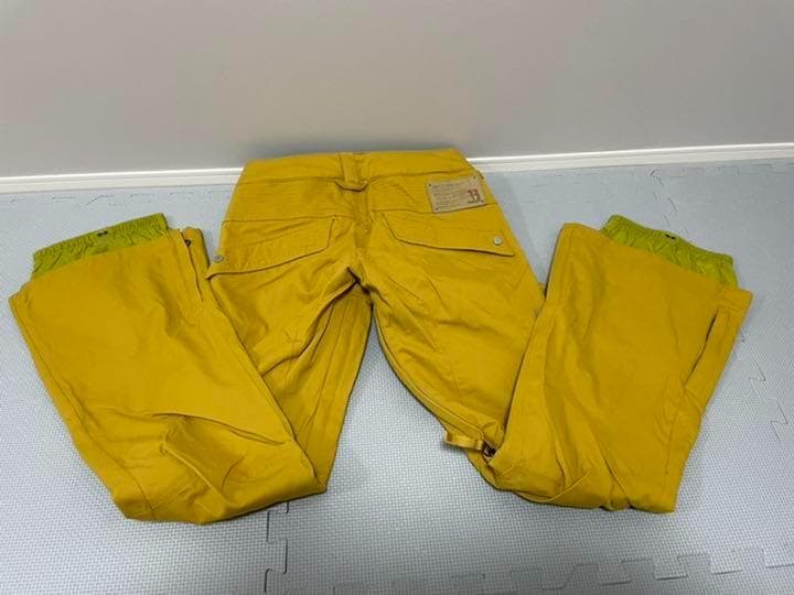 未使用品 BURTON バートン レディース ジッピーパンツ Sサイズ 5141