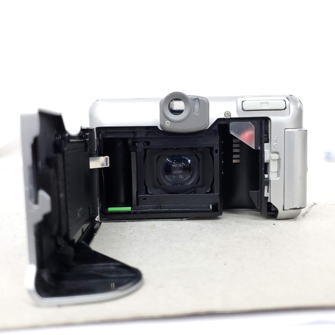 フィルムカメラ Fujifilm Zoom Date 120V G0129-272-10v p