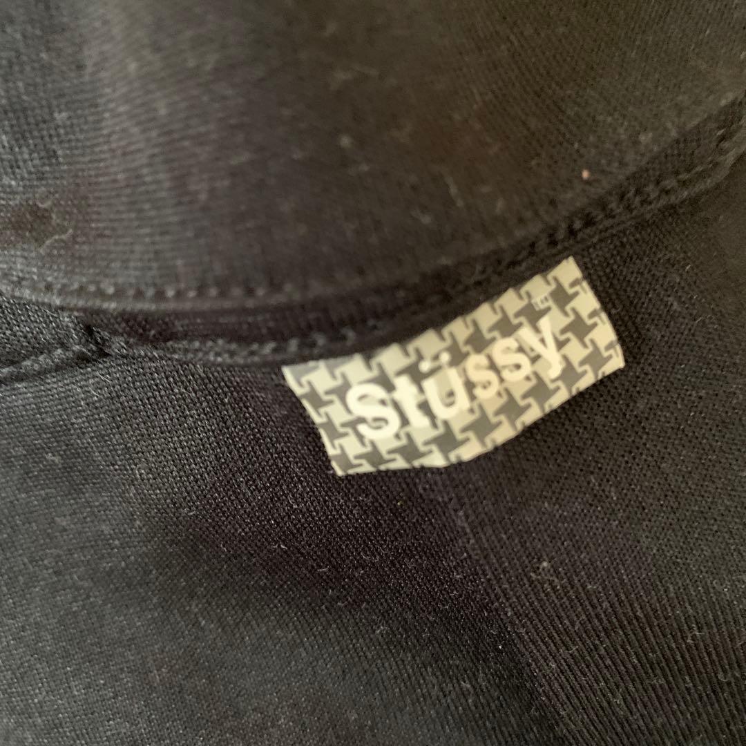 Stussy ブラック ジップアップ トレーナー