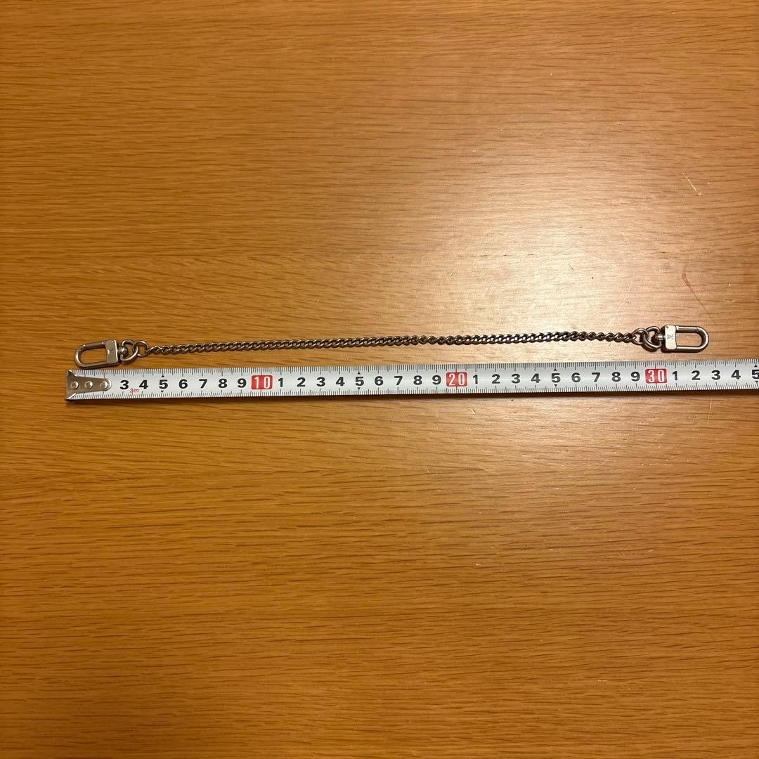 【本日限定値下げ】ルイヴィトン ウォレットチェーン シルバー LVロゴ刻印