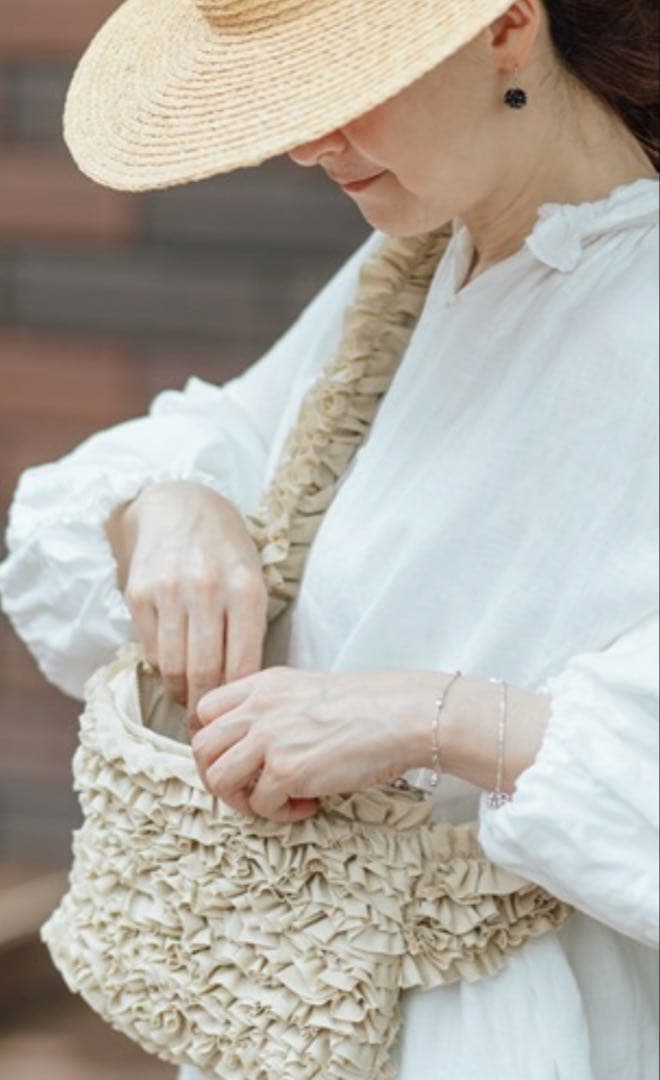 オールドマンズテイラー　フリルボディバッグ　美品