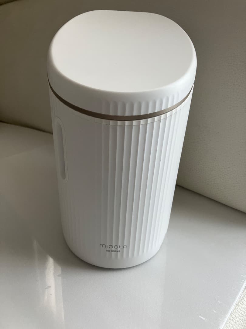 アイリスオーヤマ MiCOLA　フェイススチーマー　FST-101 ホワイト