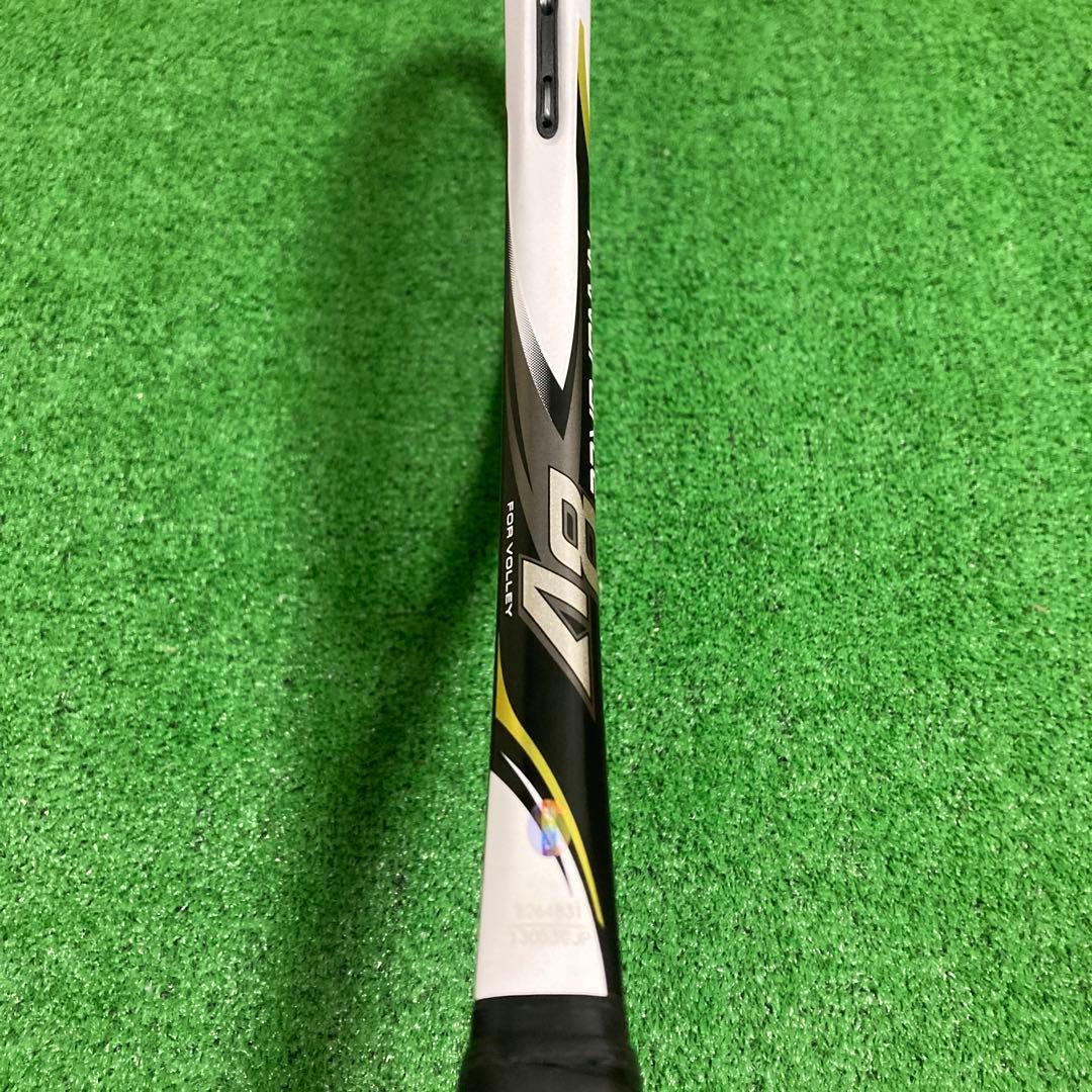 状態良好 YONEX ナノフォース8Vレブ