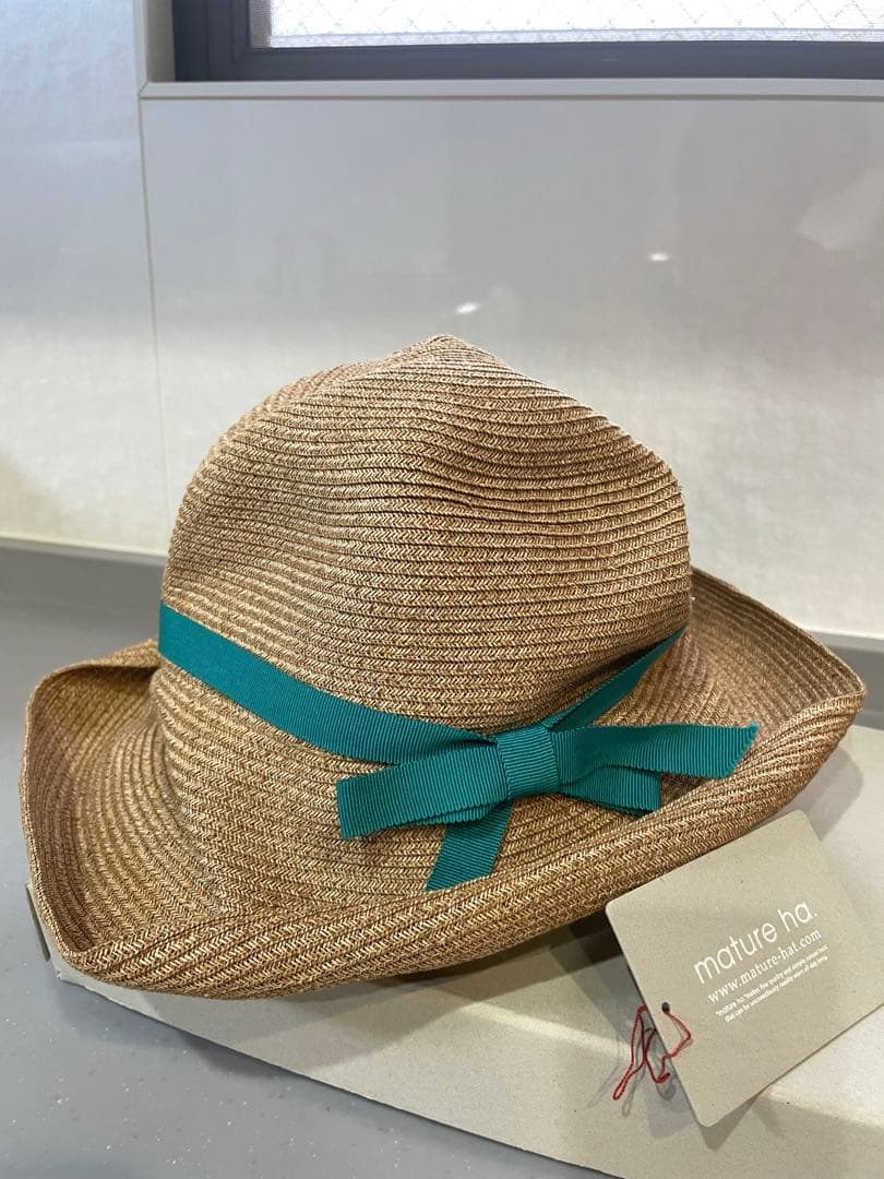 【超美品】mature ha 麦わら帽子 ベージュ系　ターコイズリボン