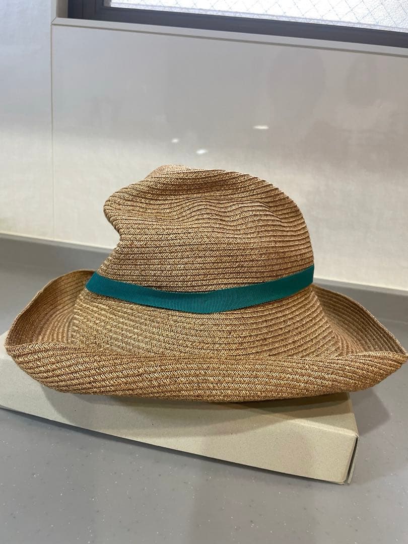 【超美品】mature ha 麦わら帽子 ベージュ系　ターコイズリボン