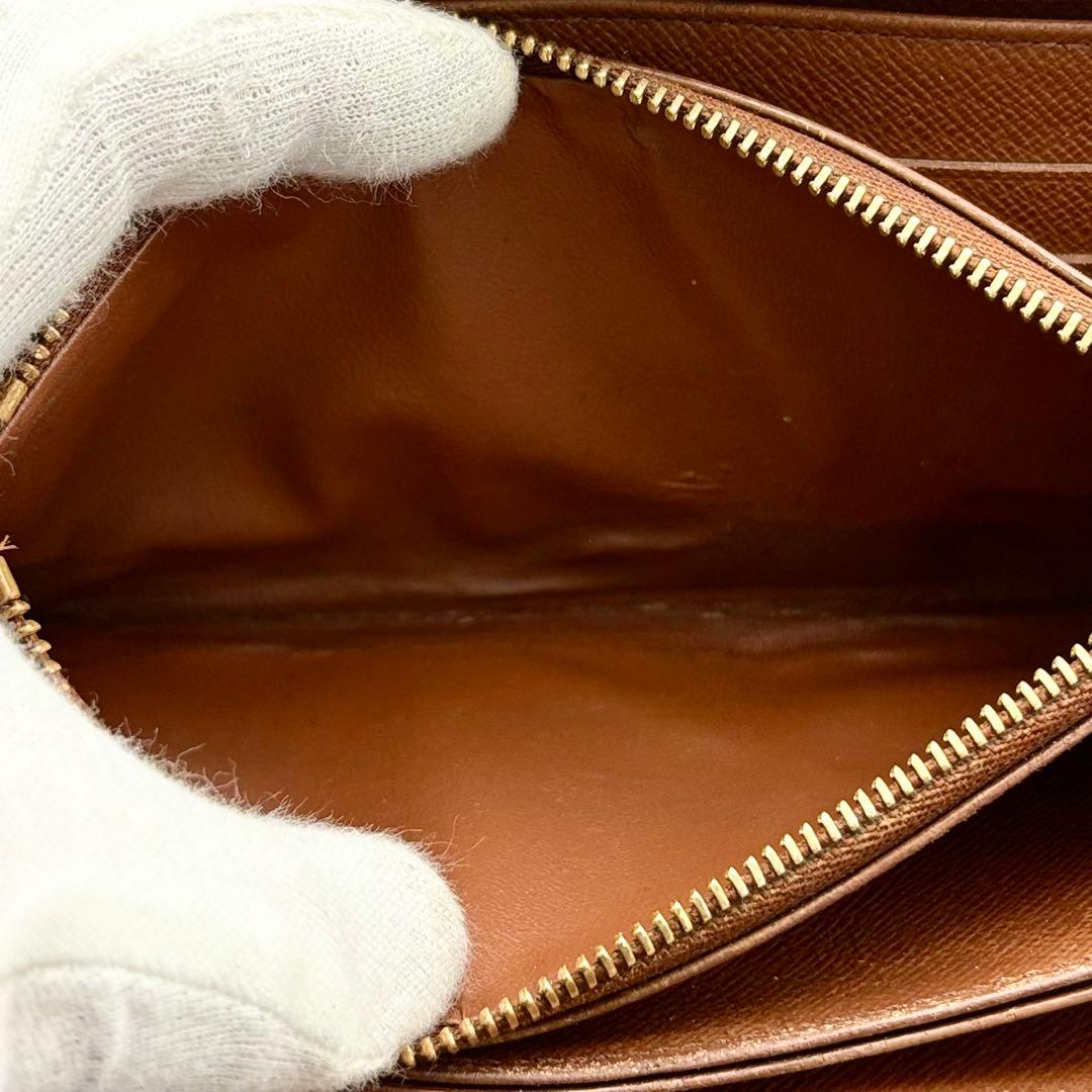 ルイヴィトン　モノグラム　ジッピーウォレット　長財布　M6001(