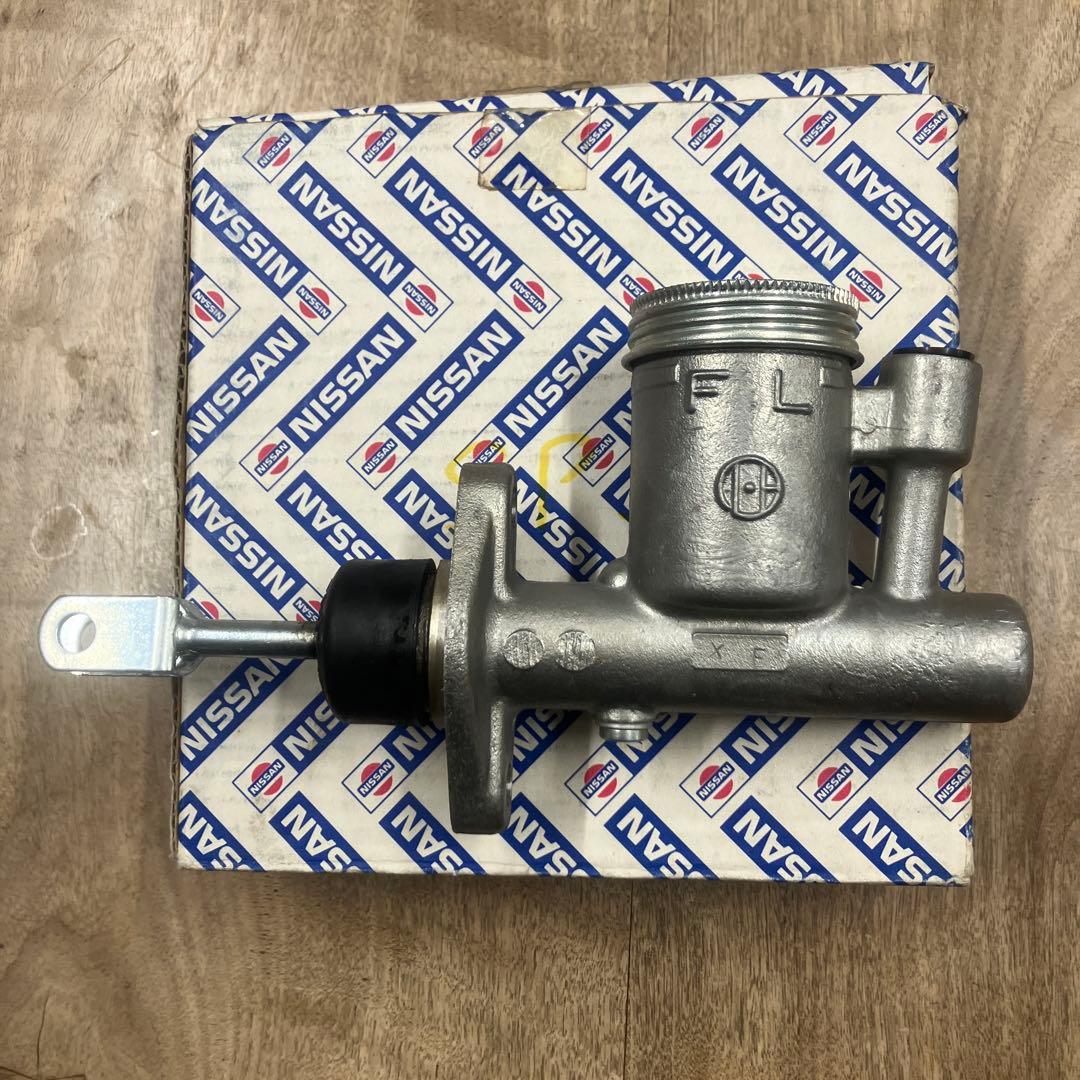 希少フェアレディSP310 クラッチマスターASSY新品未使用　日産純正の完品