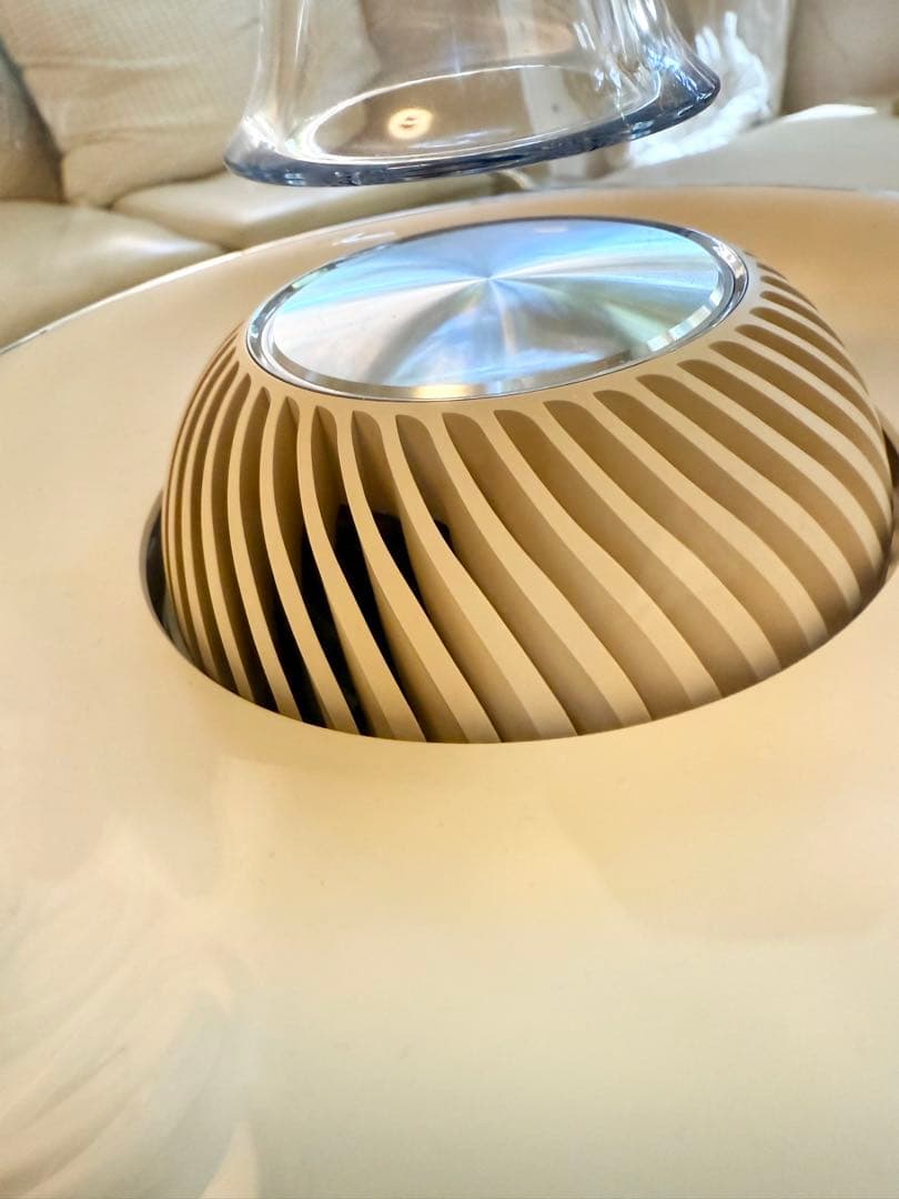 【希少！】ジョナサン アイブ Harman Kardon Aura Studio