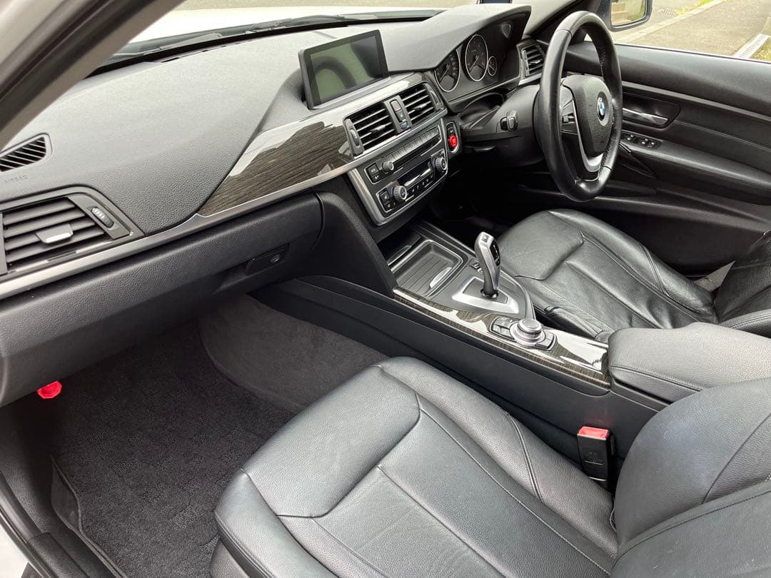  3シリーズ F31 320dステーションワゴン