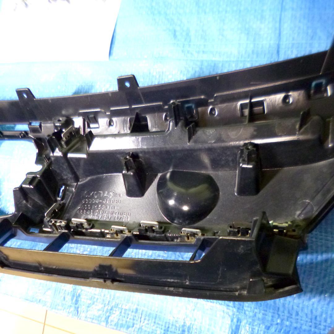 ■ハリアー グリル 60系 後期 ■ガンメタ 美品/低走行/破損なし■