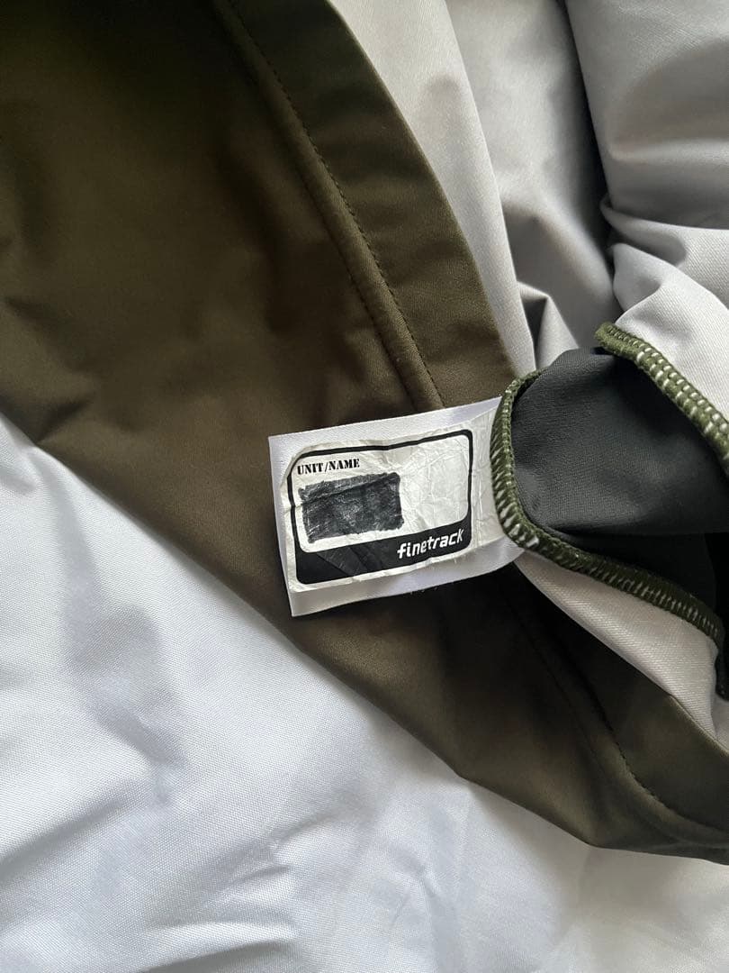 finetrack オリーブ ジップ付き長袖上下セット