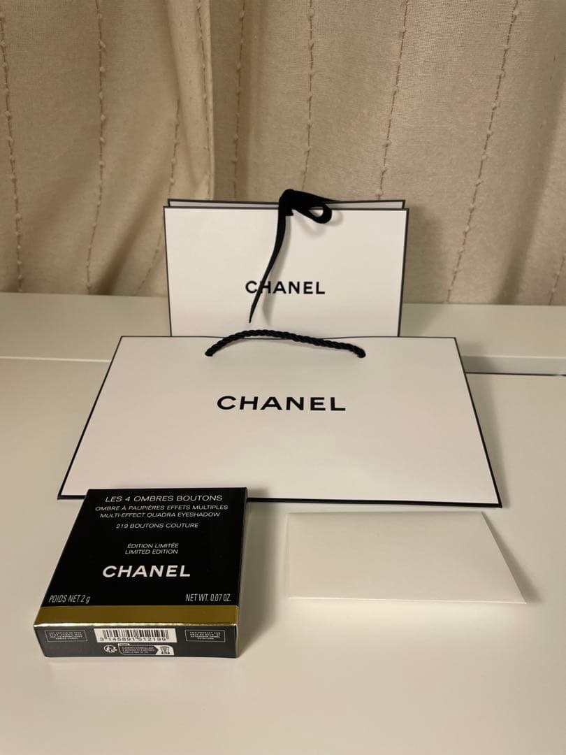 CHANEL レキャトル オンブル ブトン 219 ブトン クチュール