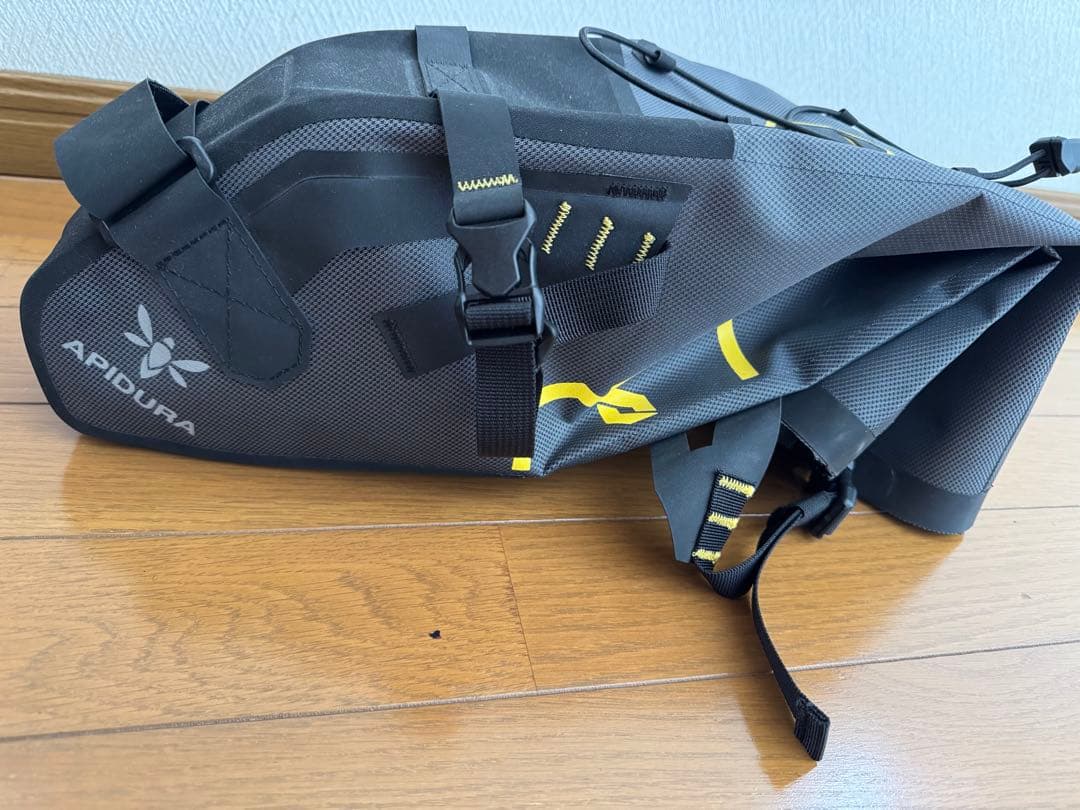 APIDURA 防水サドルバッグ　9ℓ