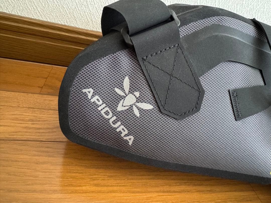 APIDURA 防水サドルバッグ　9ℓ