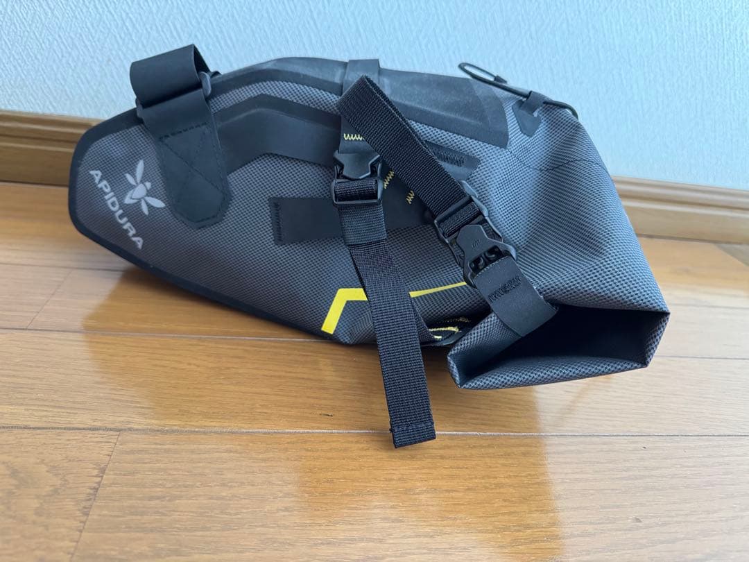 APIDURA 防水サドルバッグ　9ℓ