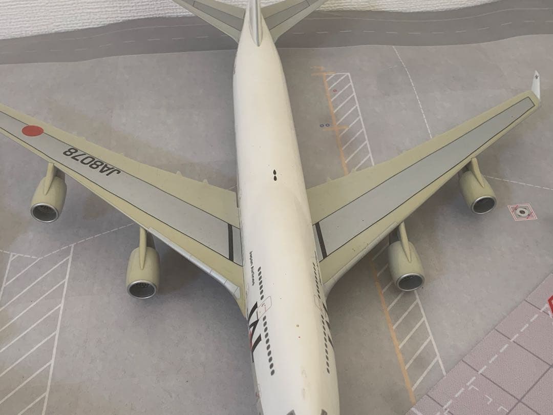 ＥＨＡ調達部‼️ホーガン製２機訳あり商品(ＪＡＬ／７４４＆ＣＯ塗装ＵＡ７４４