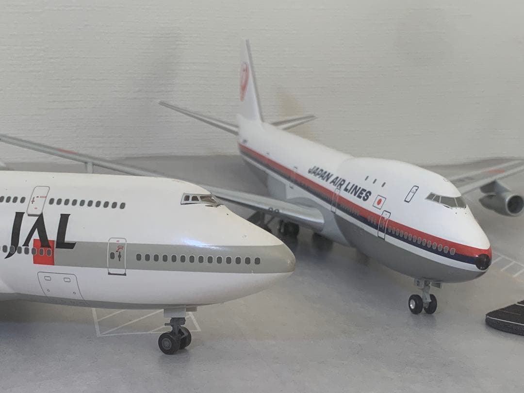 ＥＨＡ調達部‼️ホーガン製２機訳あり商品(ＪＡＬ／７４４＆ＣＯ塗装ＵＡ７４４