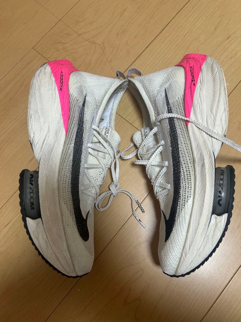 ナイキ　アルファフライ 26.5