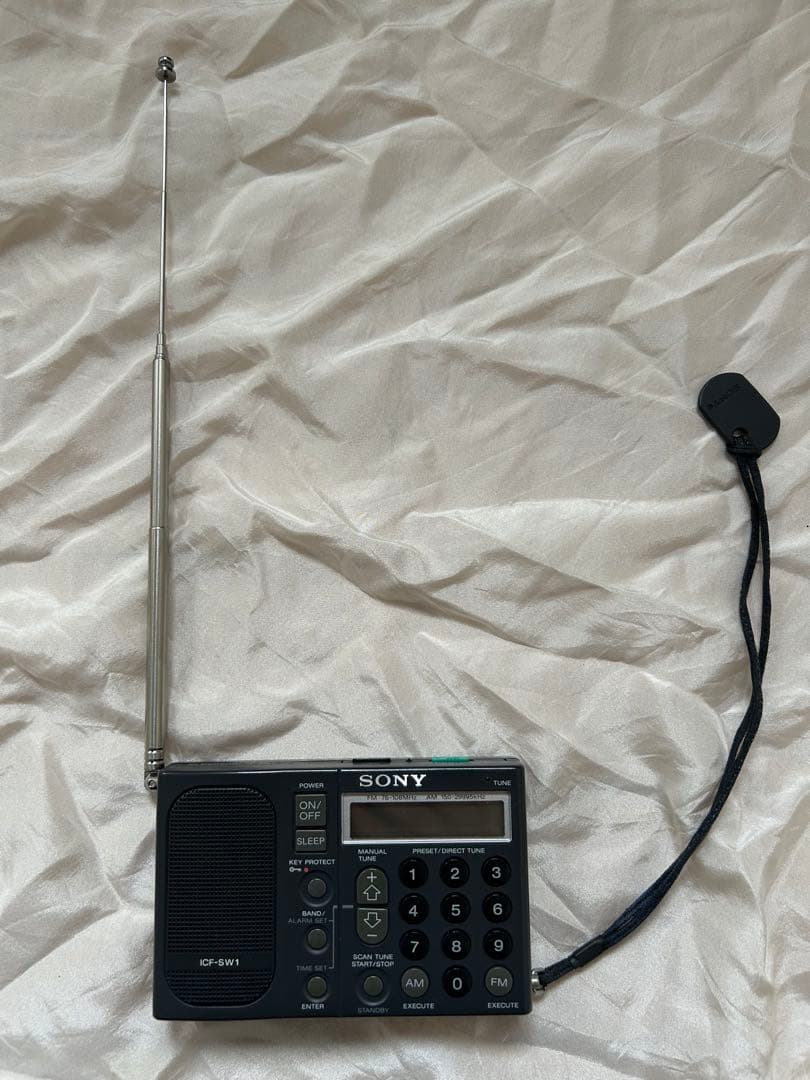 SONY ICF-SW1 FM/AM短波ラジオ 専用ケース付き