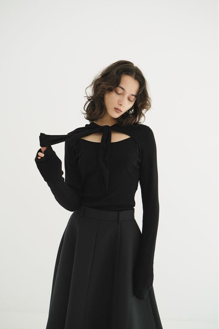 CLANE クラネ　BOW TIE HOODED CUT TOPS