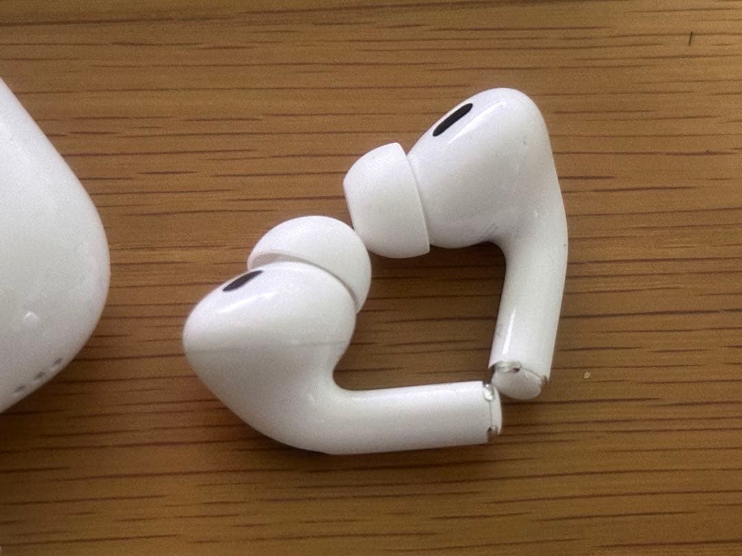 【美品】 Apple AirPods Pro２ (Lightning）