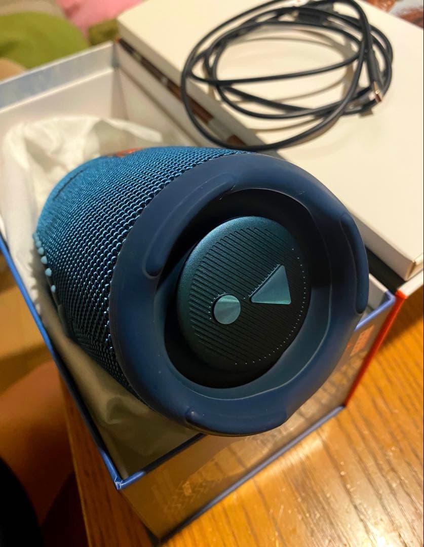 【値下げ可】JBL Charge 5 ブルー