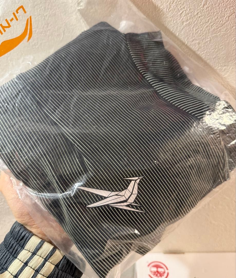 さ*ろ様 激レア支給品Li-ning marathon elite tights