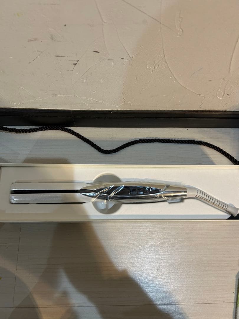 【未使用品】リファ ビューティック ストレートアイロン RE-AC02A