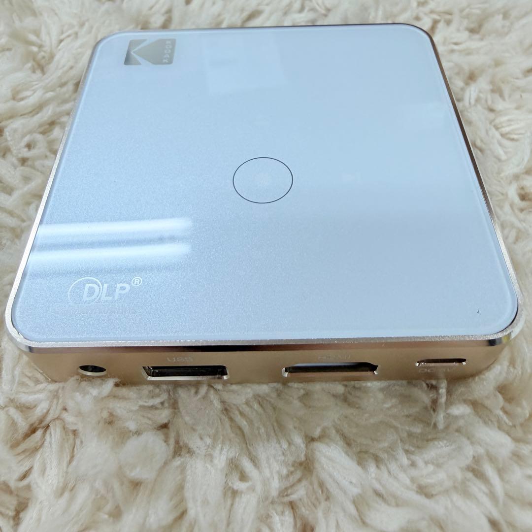 新品 Kodak Luma 75 ポケットプロジェクター HDMI　コダック