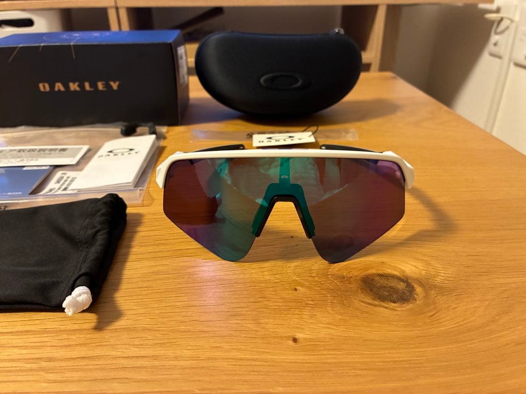 OAKLEY サングラス スートロライトスイープ