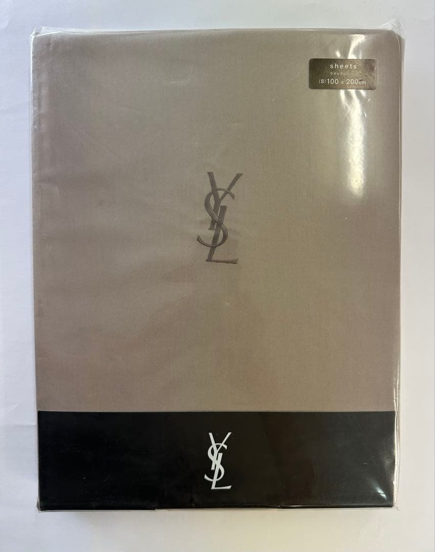 YSL イヴ・サンローラン 刺繍入りカバー3点セット