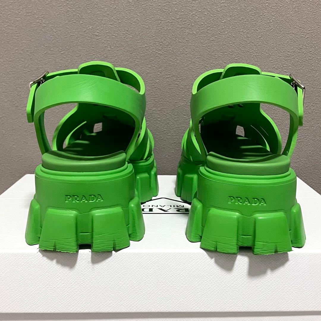 25SS！プラダ［モノリス］箱付き　サンダル　厚底　ラバー　メンズ　サイズ8
