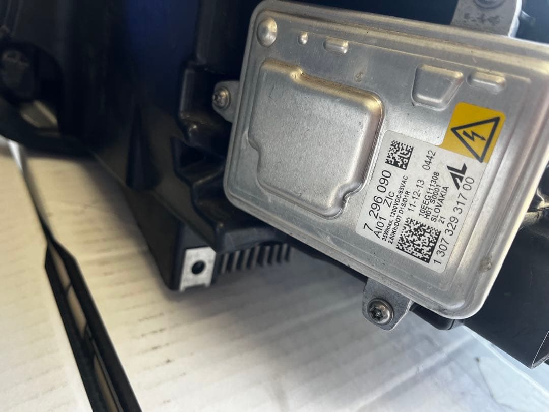  F10 ヘッドライト左右