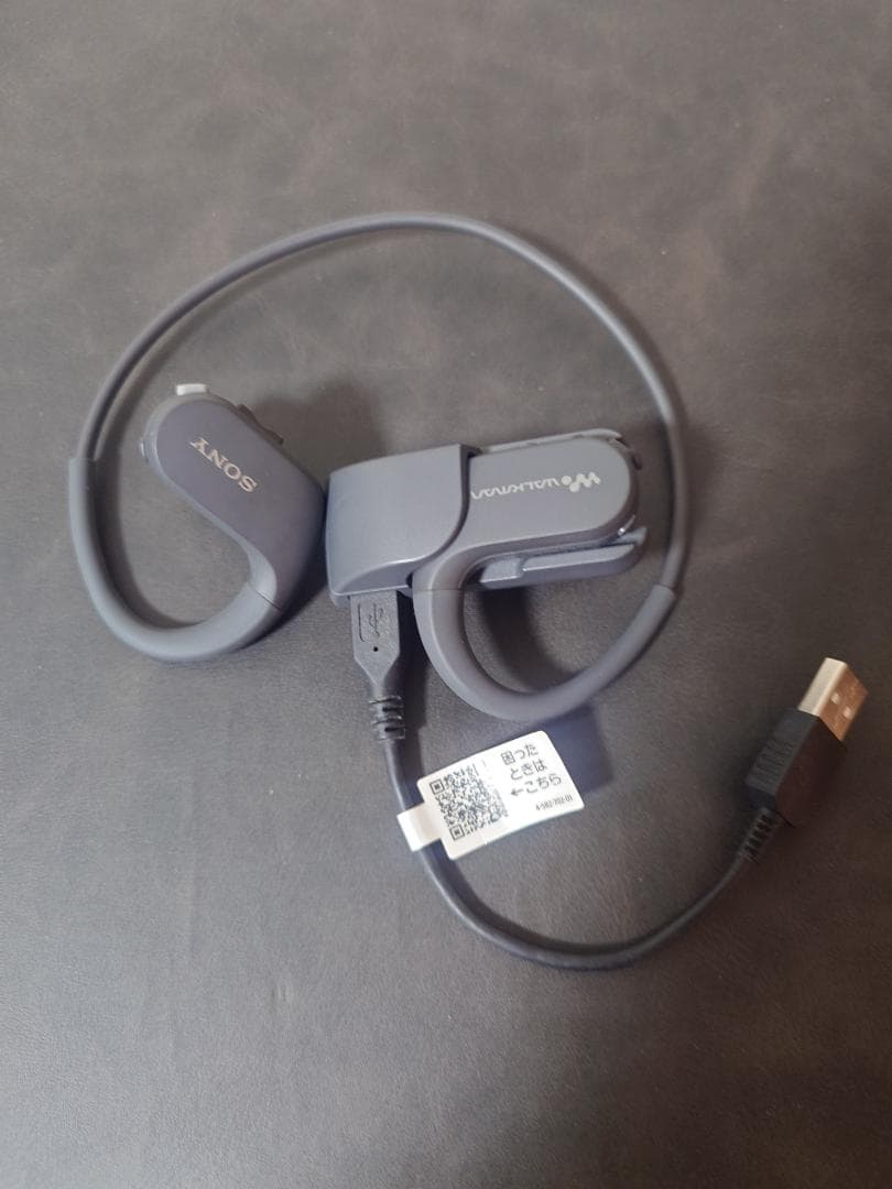 ソニー ヘッドホン一体型ウォークマン　NW-WS410