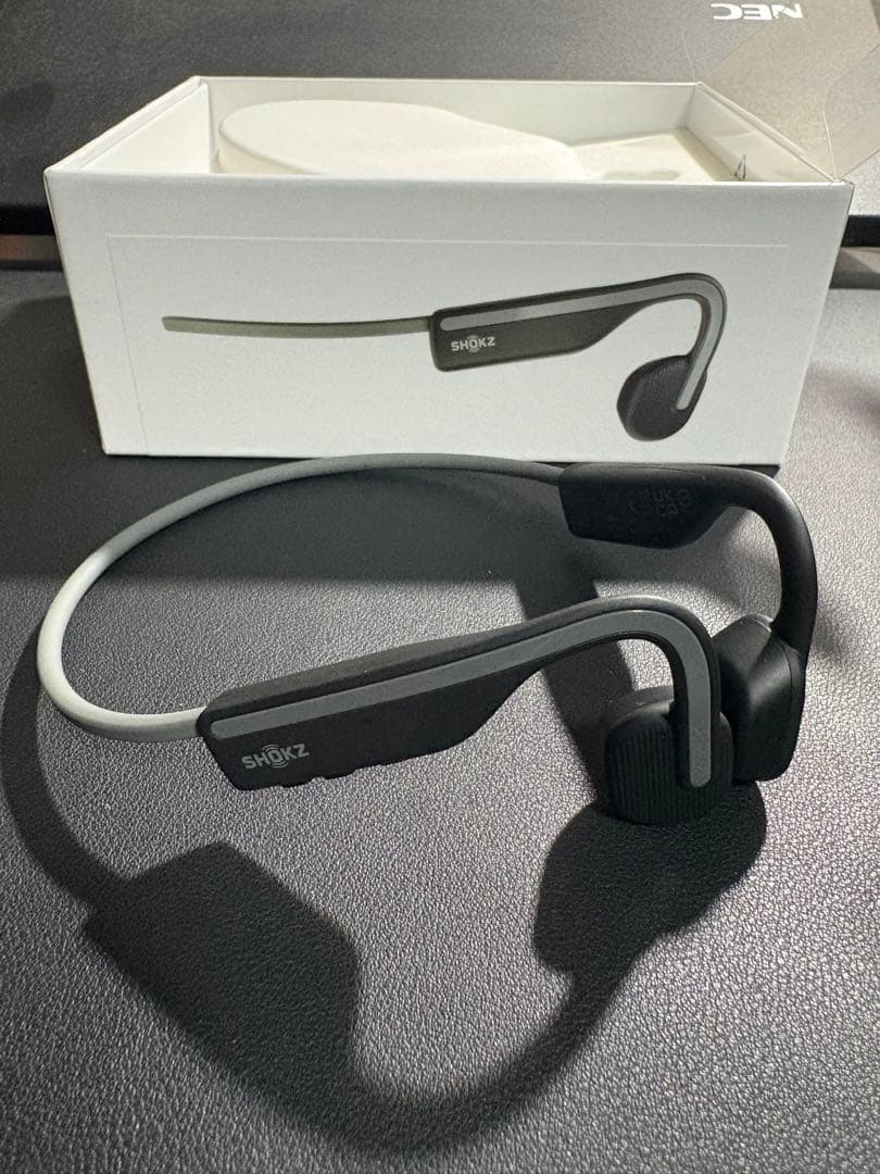 SHOKZ OPENMOVE ワイヤレス骨伝導ヘッドフォン グレー　極美品