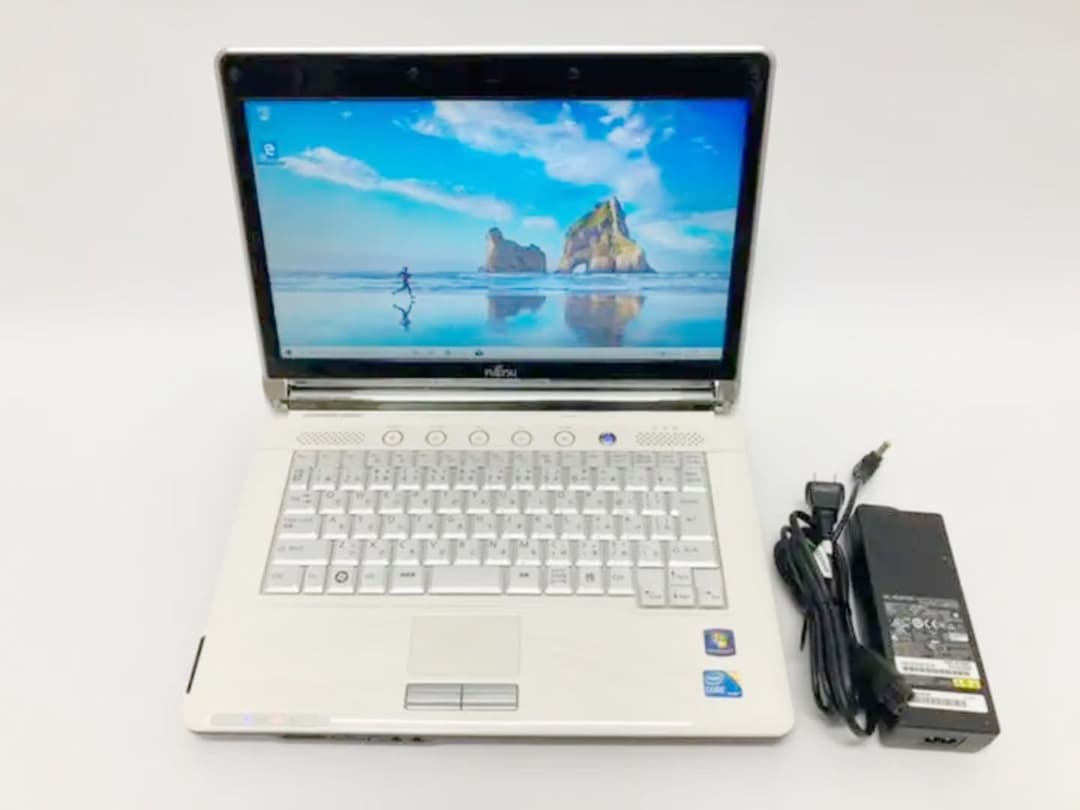 富士通 LIFEBOOK ［AH700/5A ］Win10/i5-M450