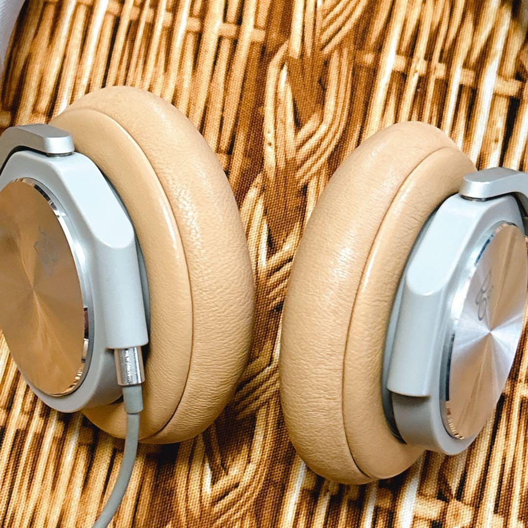 B&O BeoPlay H6オーバーイヤーヘッドフォン ナチュラル レザー 有線