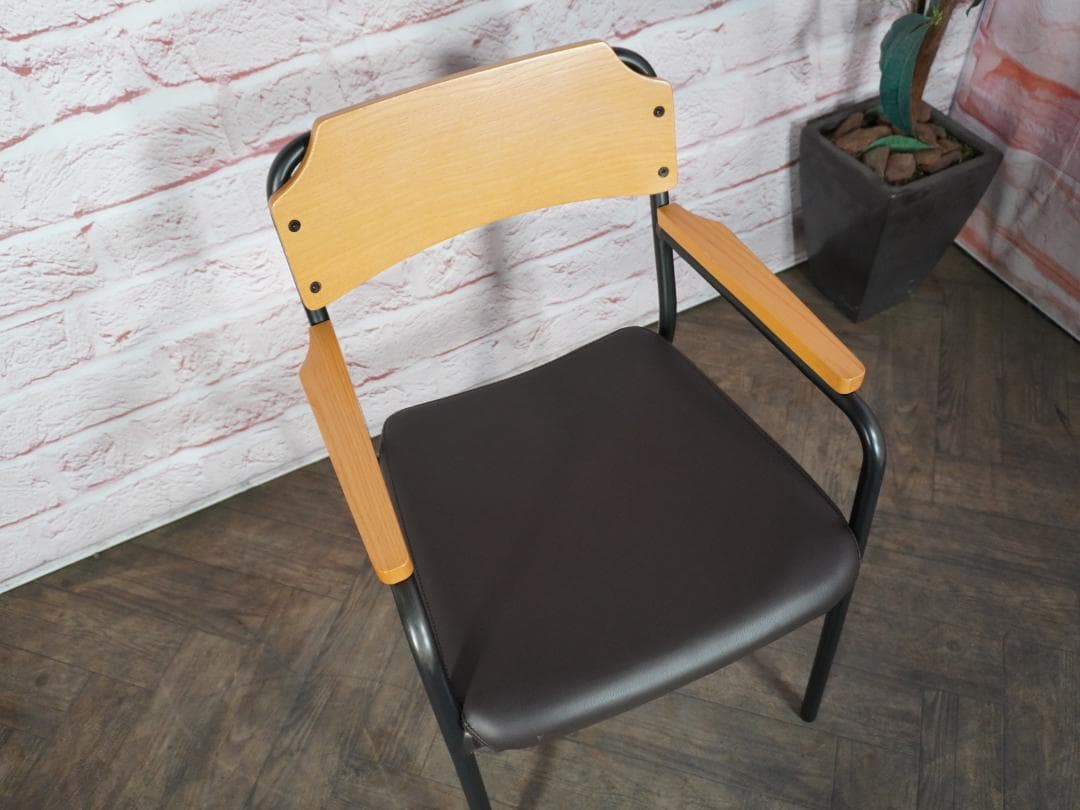 unico/ウニコ HOXTON/ホクストン アームダイニングチェア ブラウンc