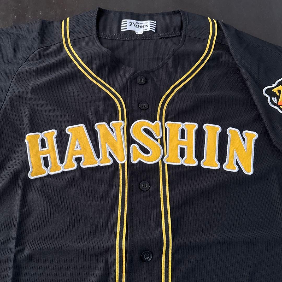 阪神タイガース　黒　ユニフォーム　Oサイズ
