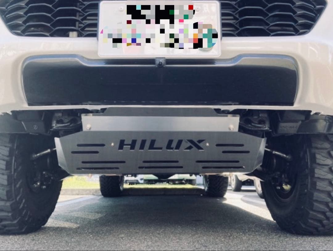 ラスト1枚 ハイラックス GUN125 スキッドプレート