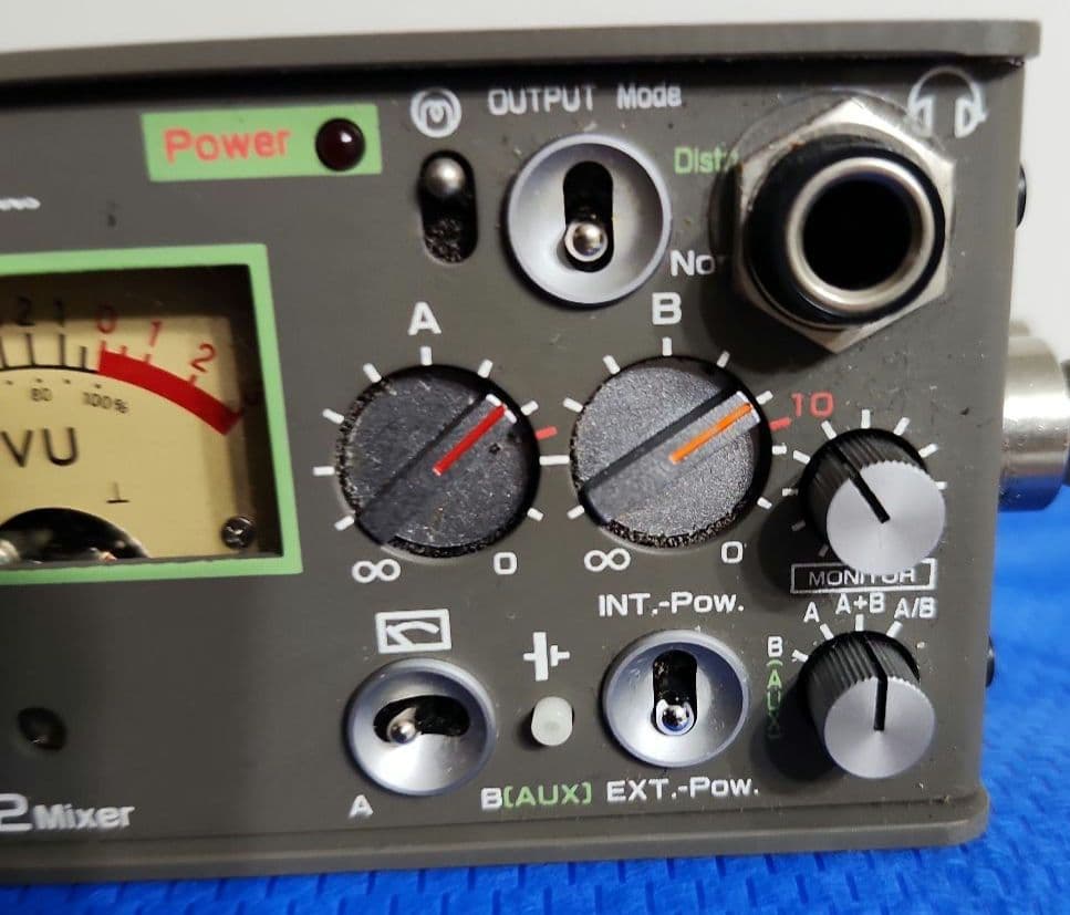 シグマSS-302 ポータブル3Chミキサー　映像制作向け【美品】