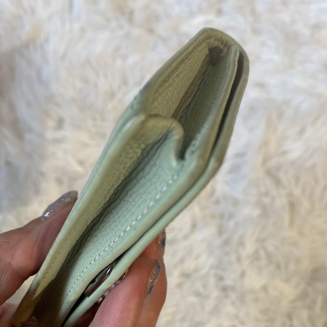 美品　ロエベ　ライトグリーン レザー 名刺入れ