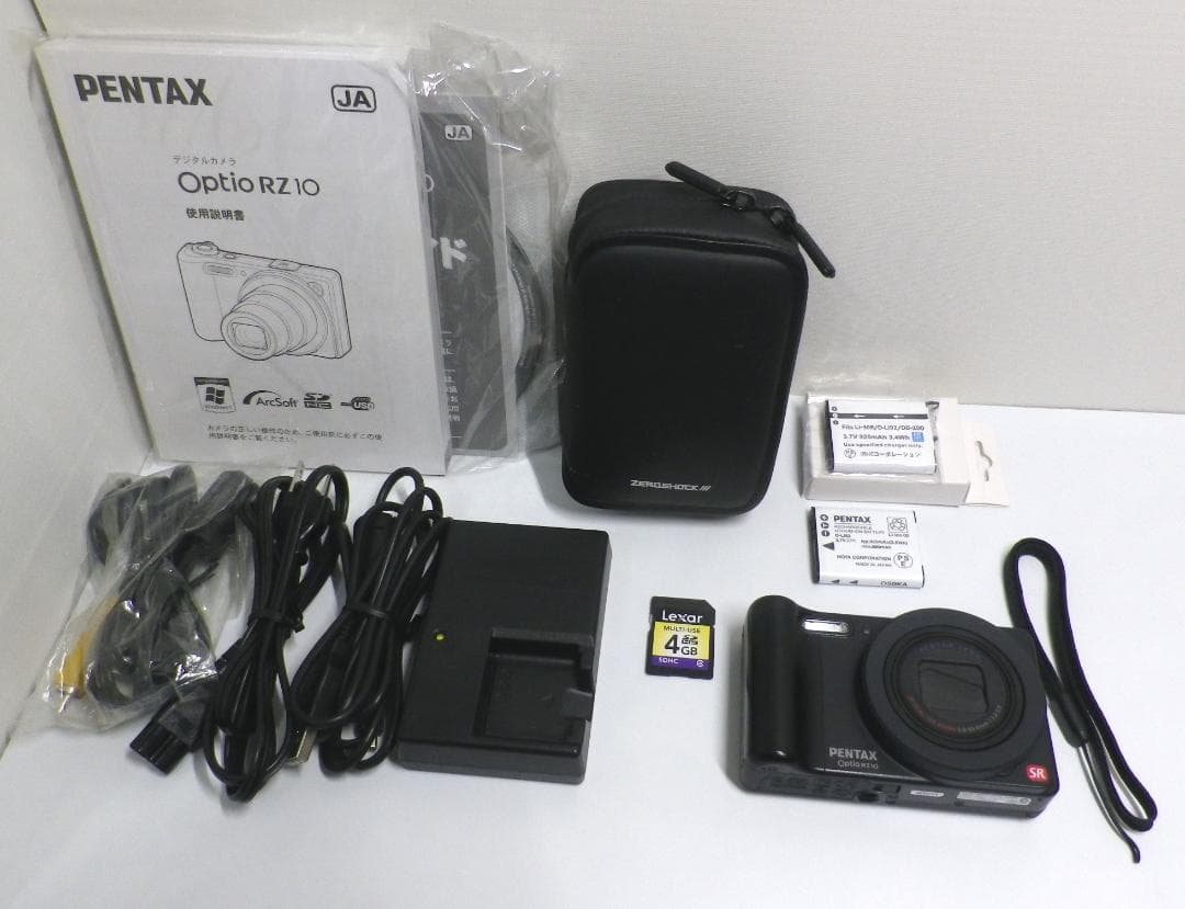 PENTAX Optio RZ10 本体と付属品