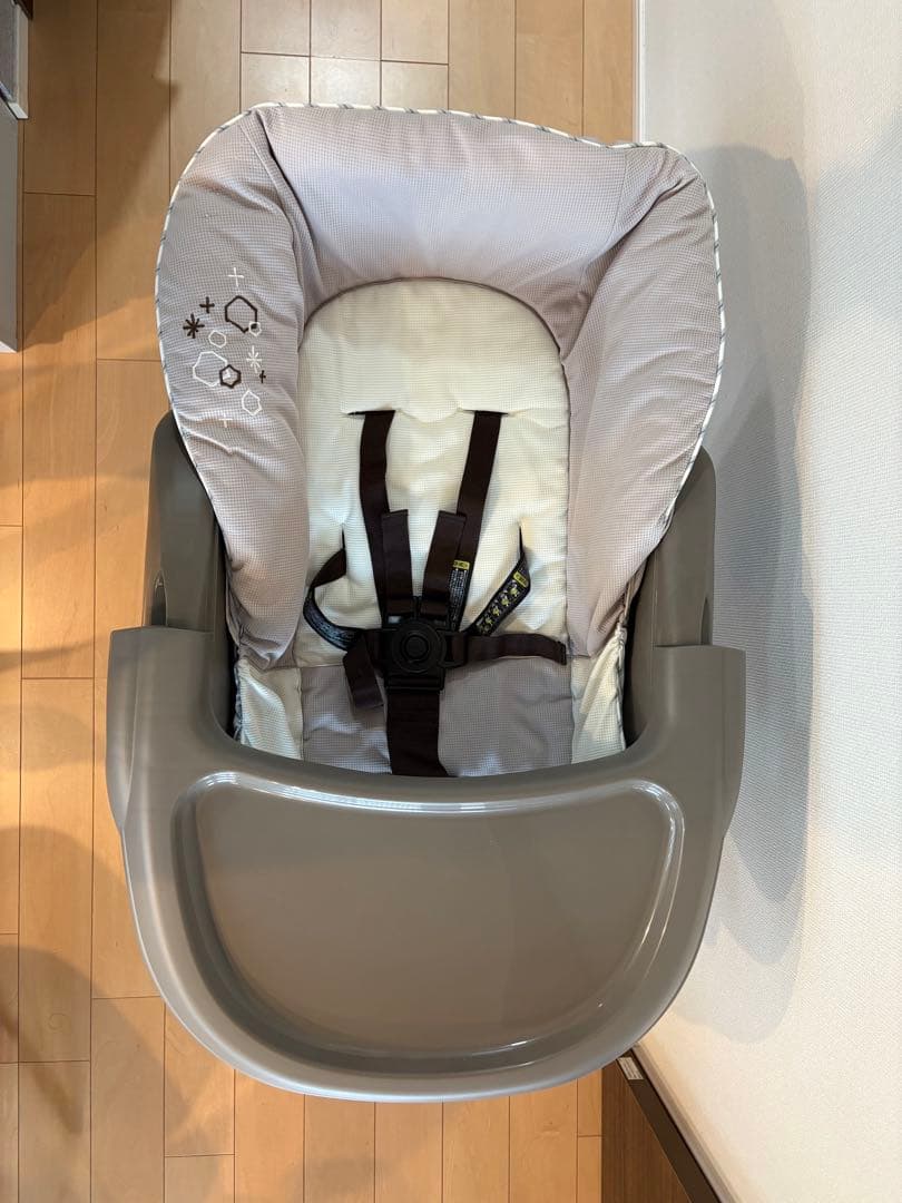 専用【コンビ】ハイローチェア ネムリラ 手動