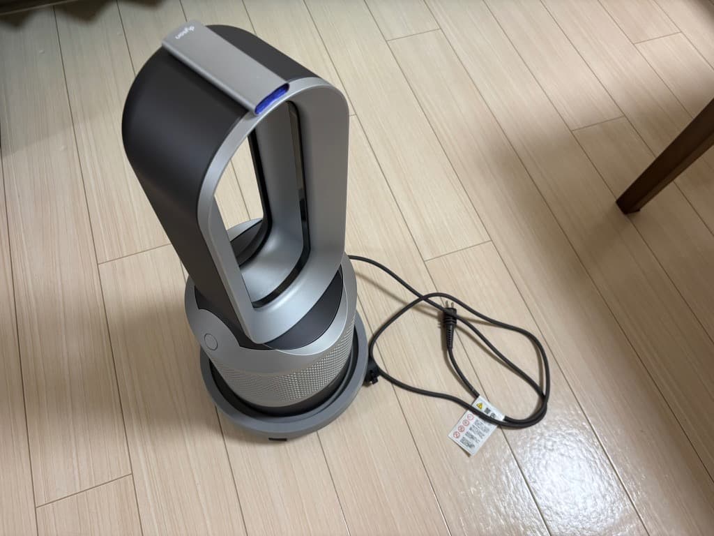 Dyson 空気清浄ファンヒーター Pure Hot+Cool HP00ISN